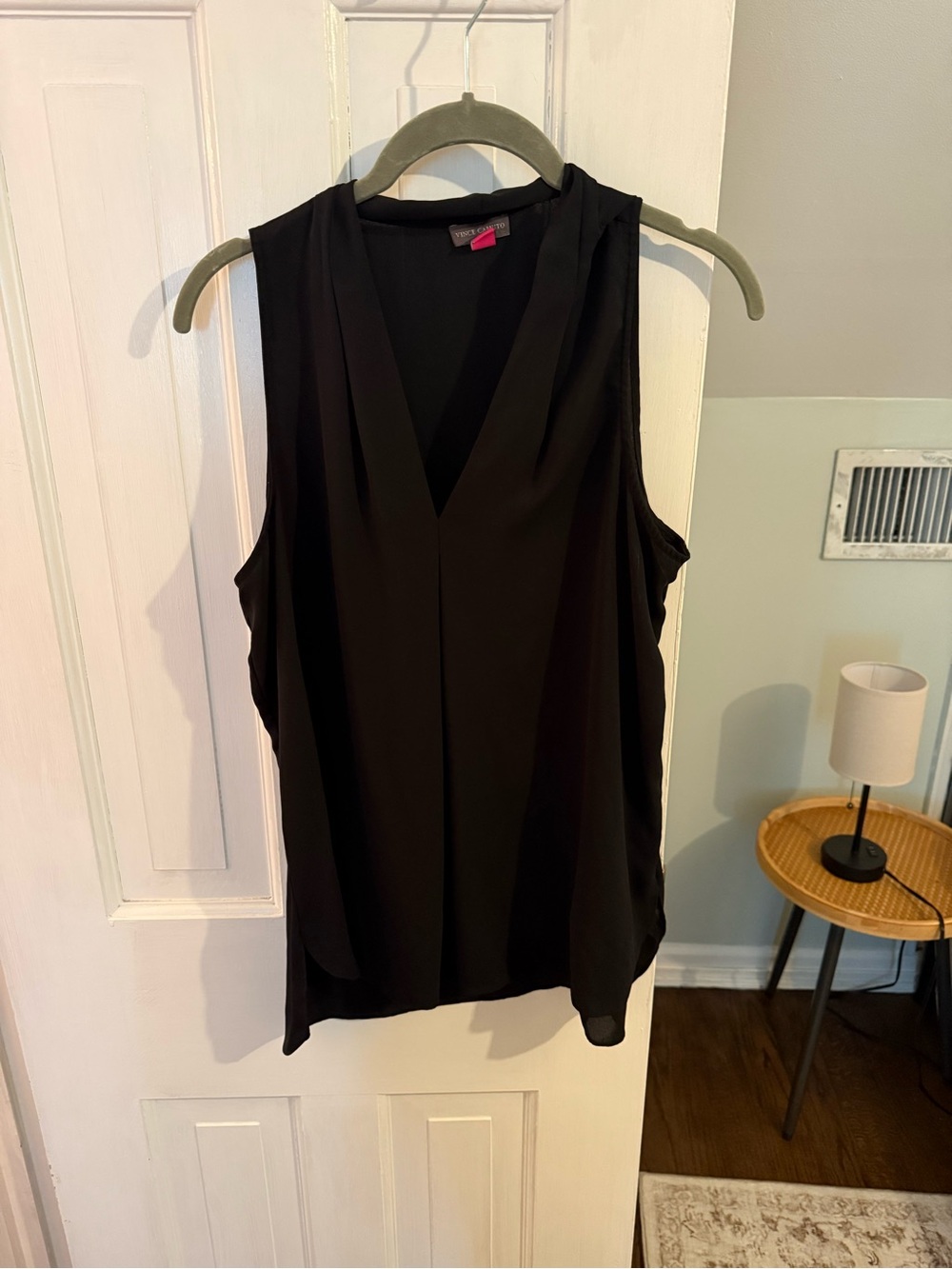 Vince Camuto Black Sleeveless V-Neck Drape Top